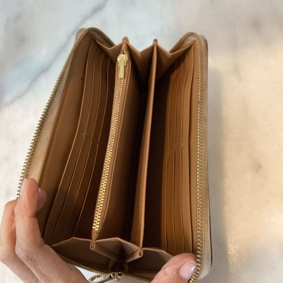 Coach Signature Continental Leather Full Zip Wallet - Picture 13 of 16